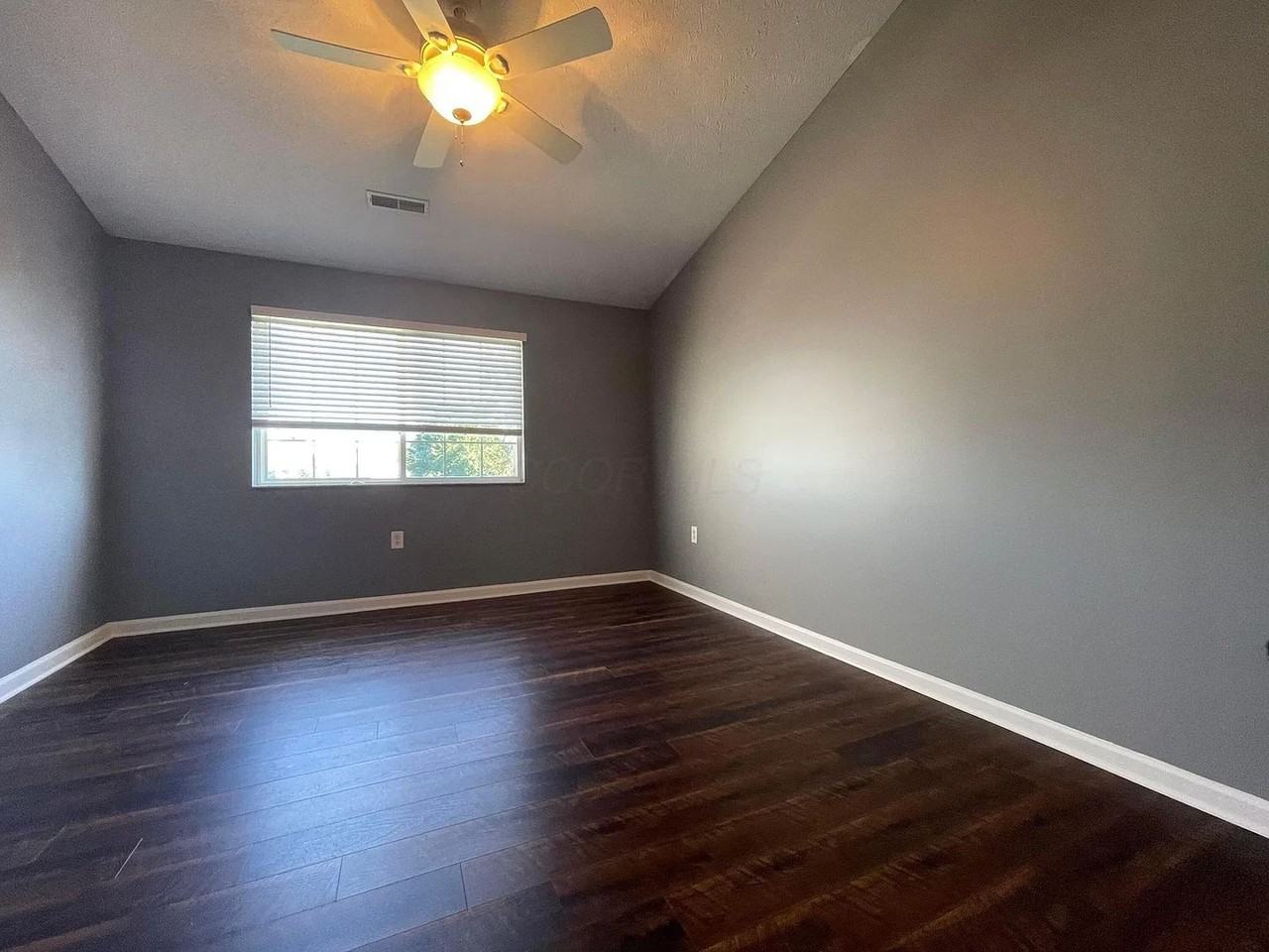 2001 Berrancher Dr - Photo 3 of 23
