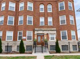 4712 S Saint Lawrence Ave - Photo 1 of 1
