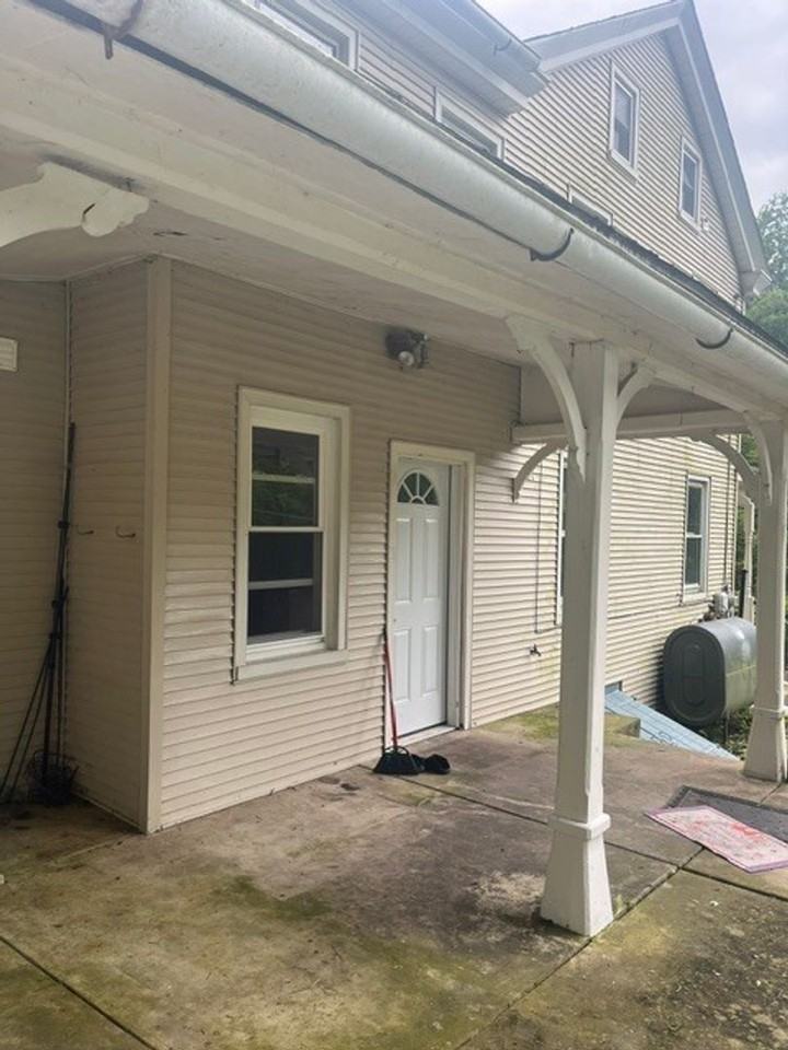 702 Wyomissing Rd - Photo 3 of 14