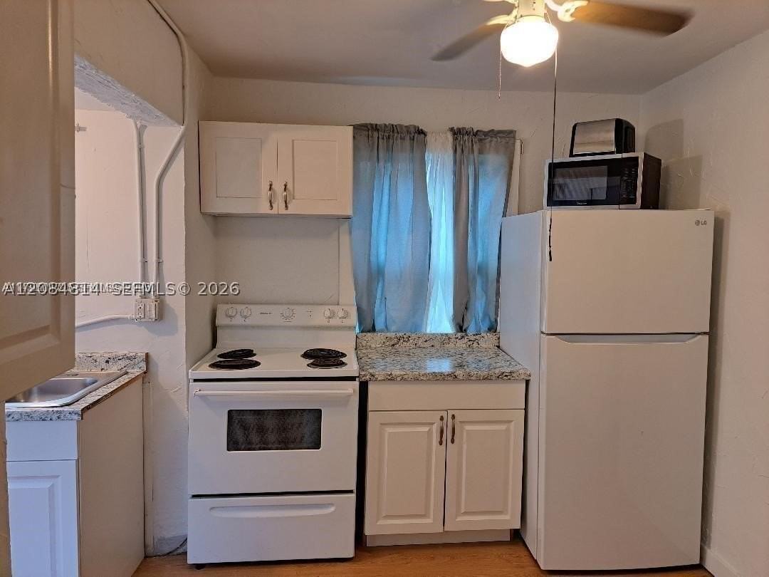 217 Southridge Rd - Photo 6 of 14
