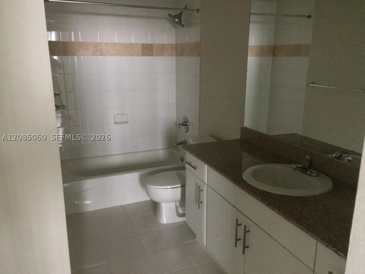 1861 Nw South River Dr #802 - Photo 4 of 10