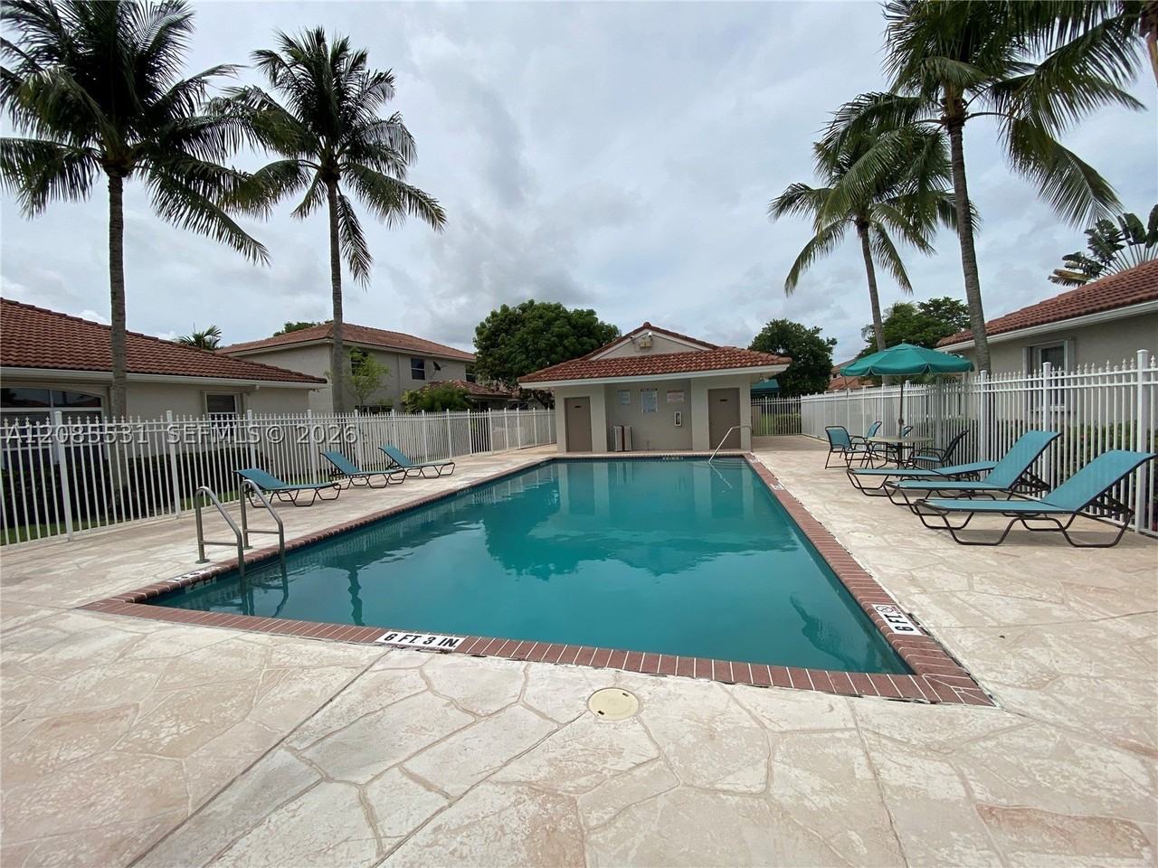 856 Nw 132nd Ave - Photo 6 of 15