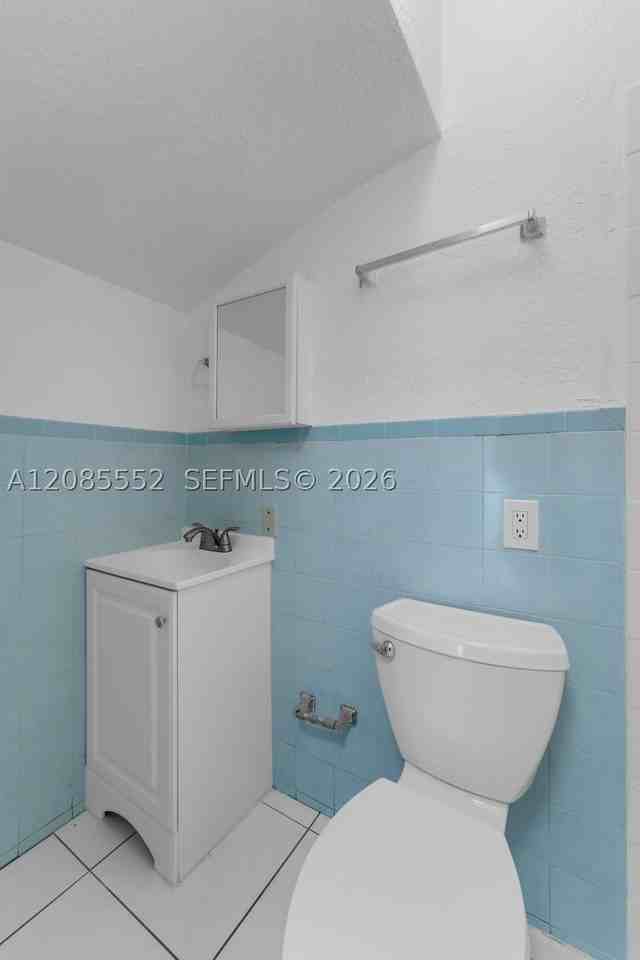 201 Sw 51st Ct #5 - Photo 7 of 8