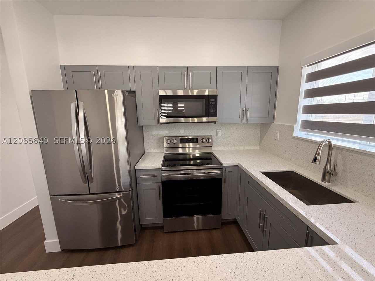 1514 Nw 5th Ave #A - Photo 4 of 21