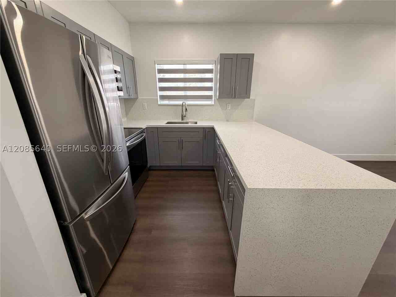1514 Nw 5th Ave #A - Photo 6 of 21