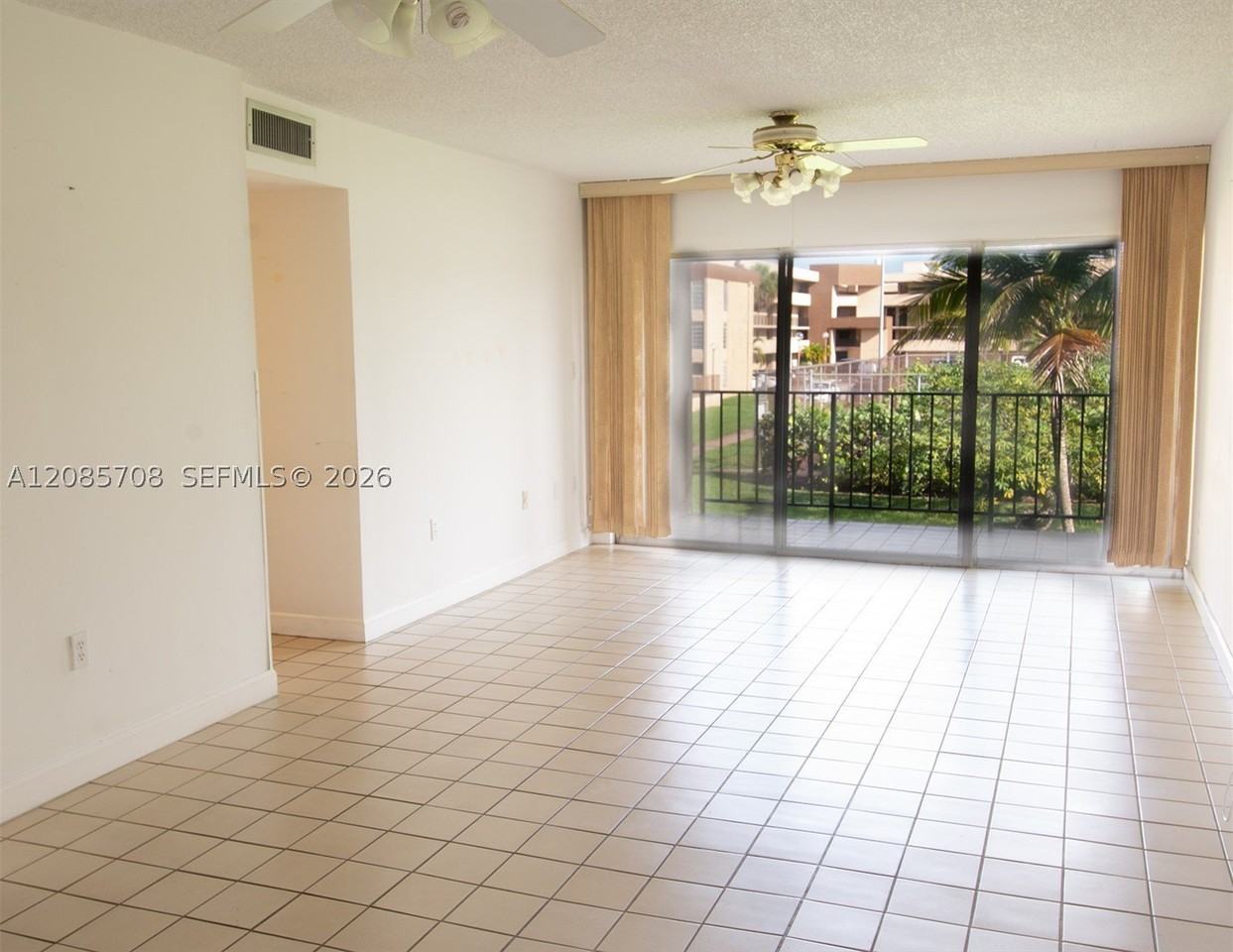 506 Nw 87th Ave #212 - Photo 2 of 18