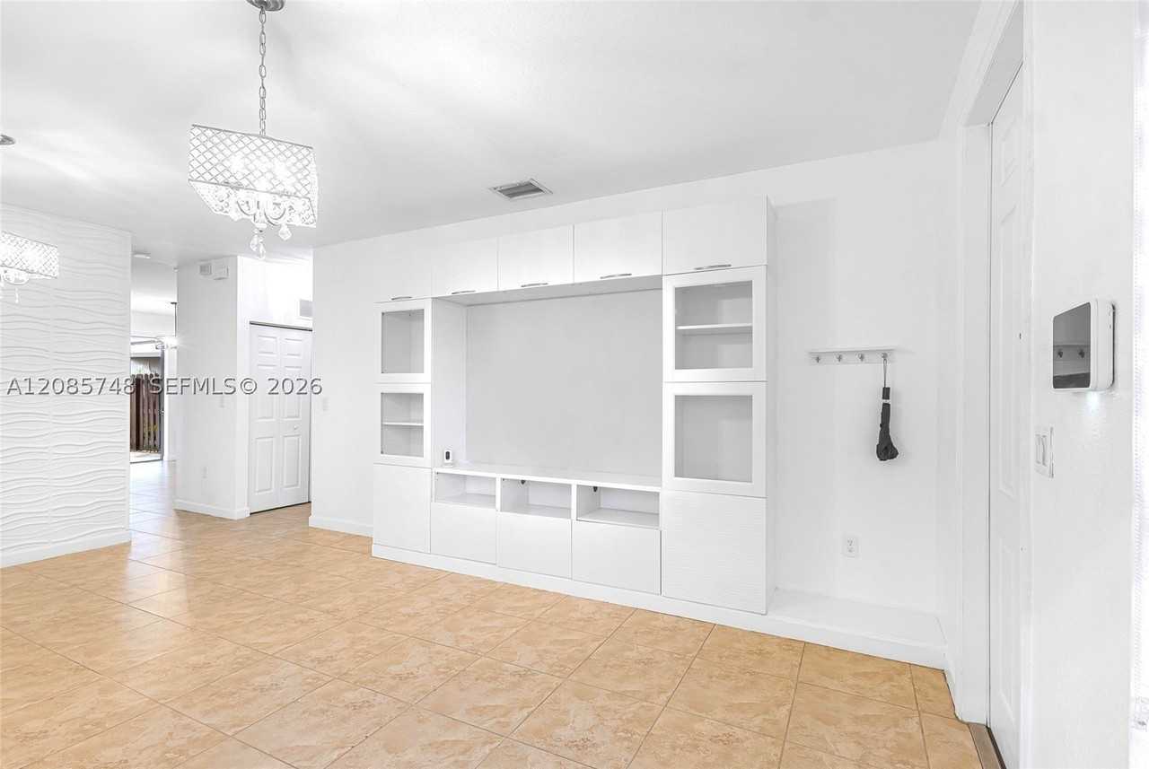 11353 Sw 233rd St #11353 - Photo 2 of 26