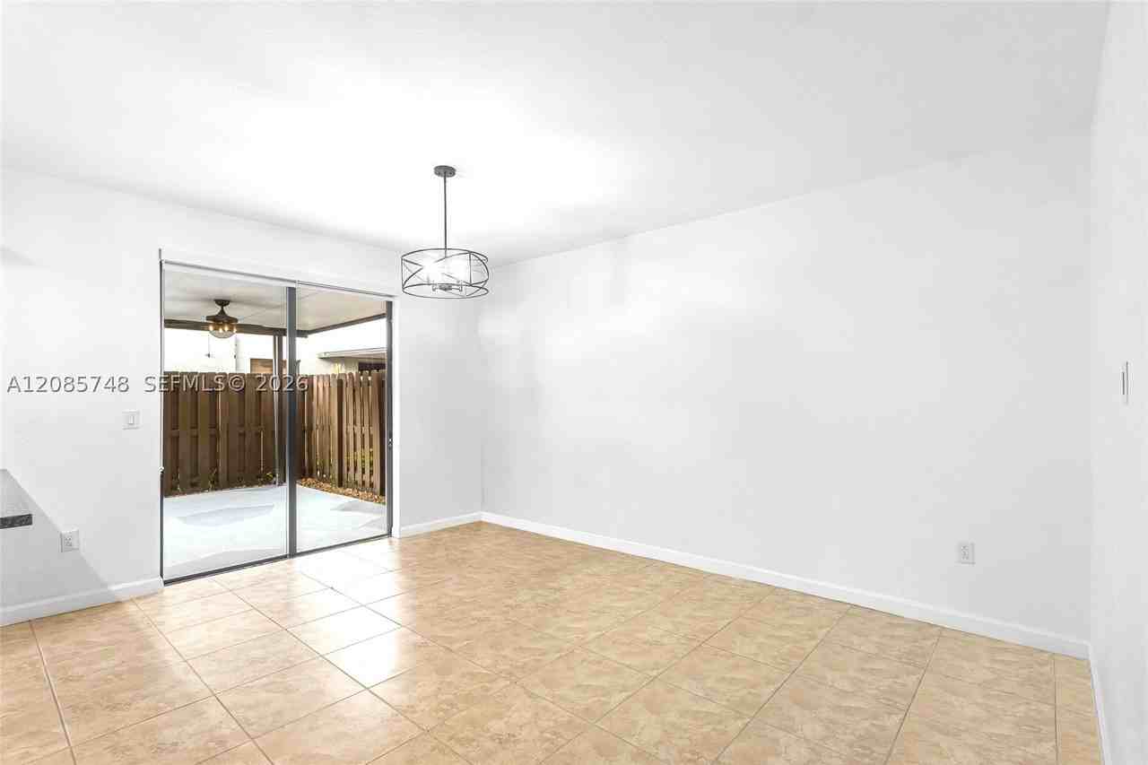 11353 Sw 233rd St #11353 - Photo 7 of 26