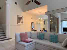 featured image of 30 Windsor Ln #30