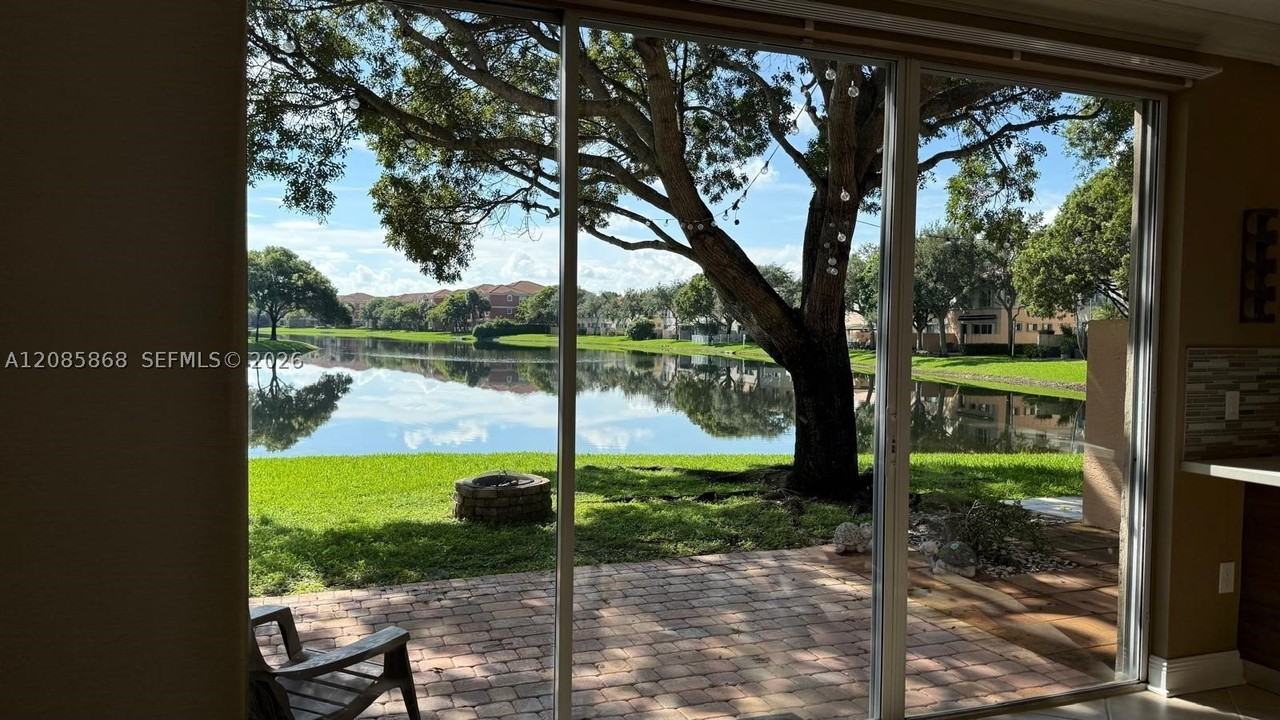 4735 Sw 164th Ave - Photo 7 of 38