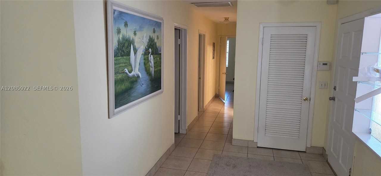 2359 N Wallen Dr - Photo 4 of 28