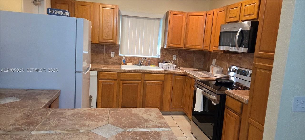 2359 N Wallen Dr - Photo 7 of 28