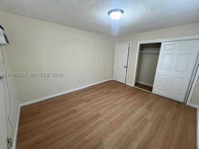 685 Ne 85th St #1 - Photo 4 of 7