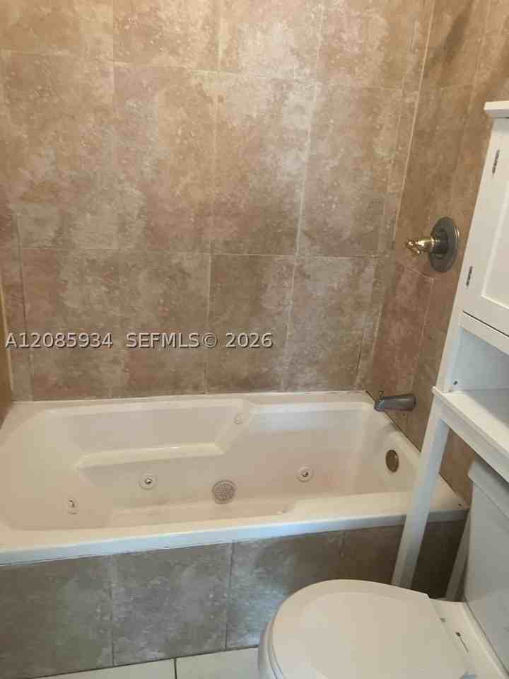 526 Sw 64th Ave #5 - Photo 2 of 8