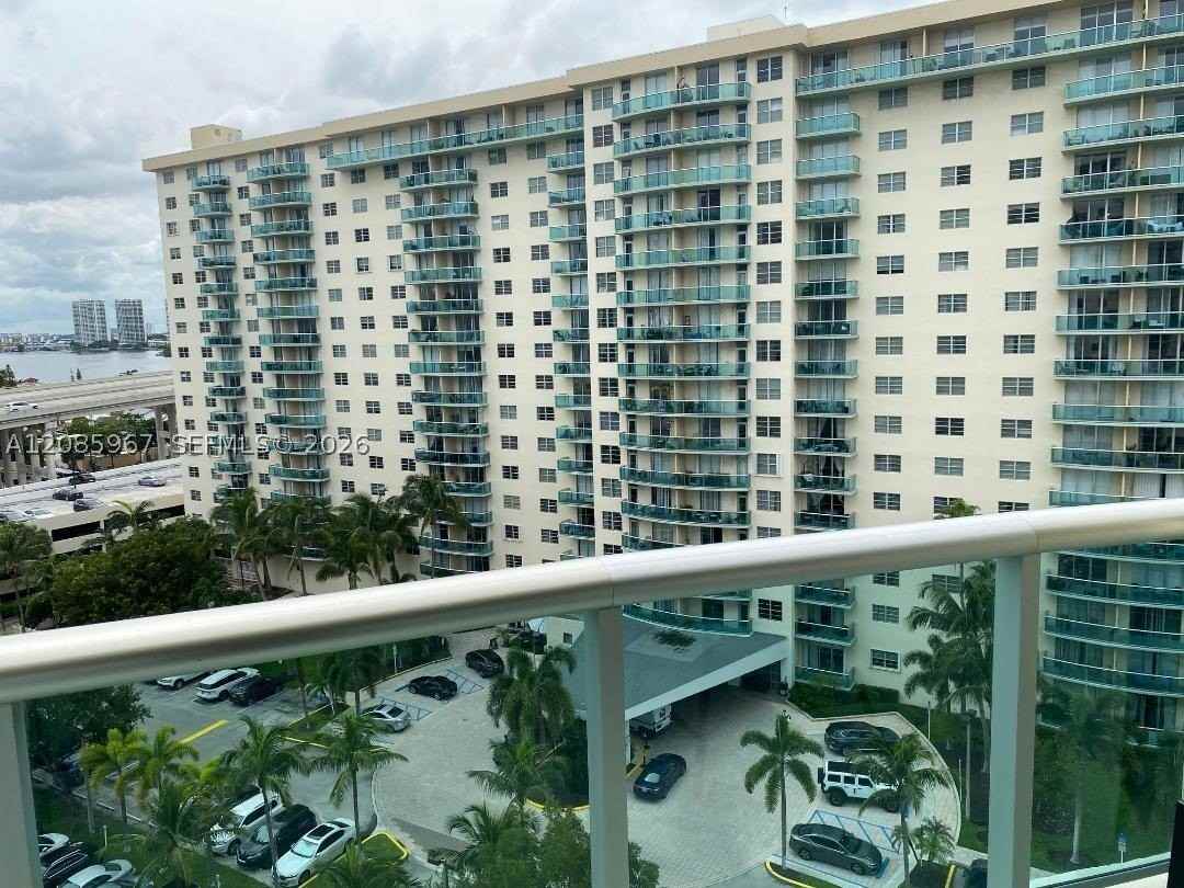 19380 Collins Ave #1025 - Photo 2 of 22