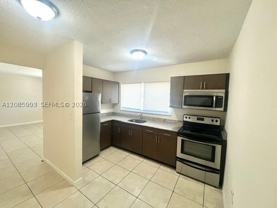 7626 Ne 6th Ct #5 - Photo 1 of 1