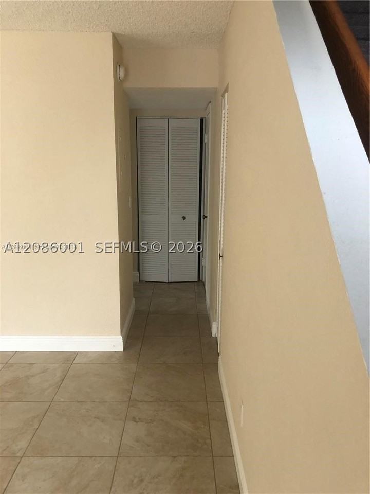 15820 Sw 91st Ct #C - Photo 5 of 24