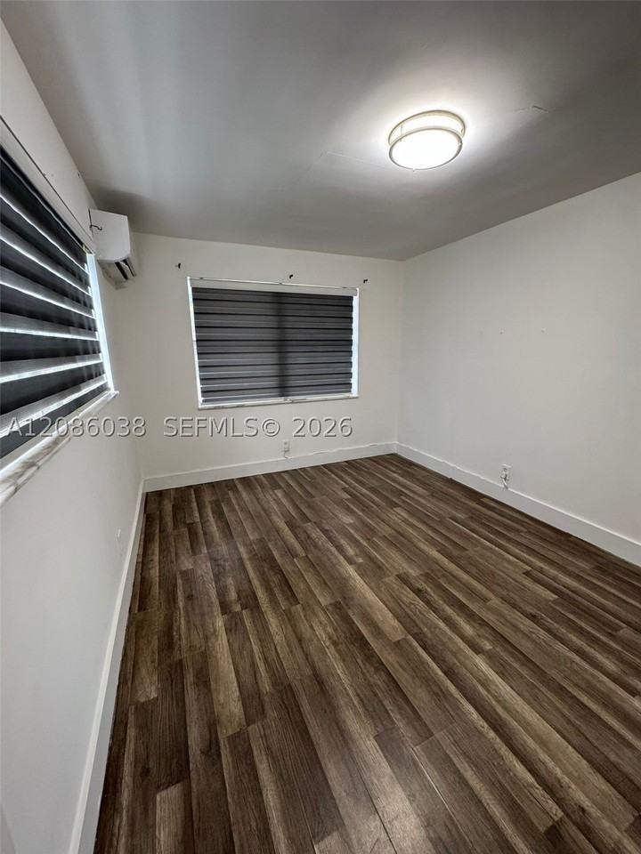 685 Sw 7th Ter #2 - Photo 6 of 6