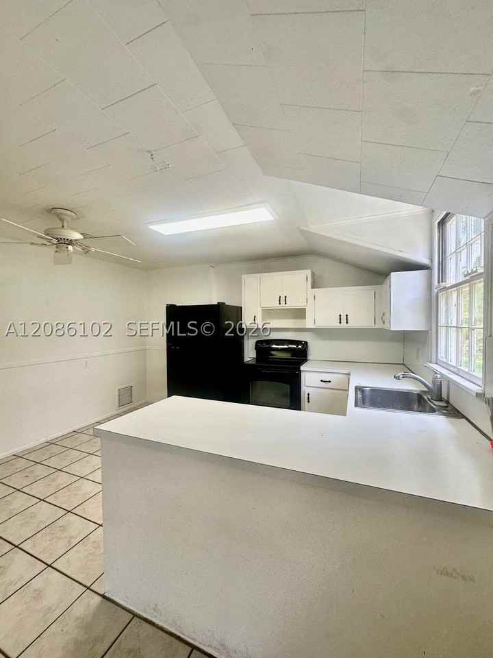 29775 Sw 177th Ave #1 - Photo 7 of 13