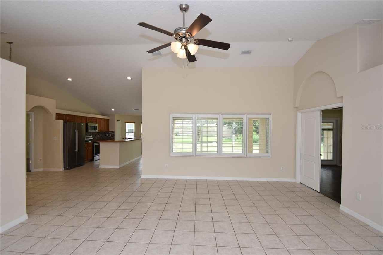 11 Zenith Ct - Photo 6 of 28
