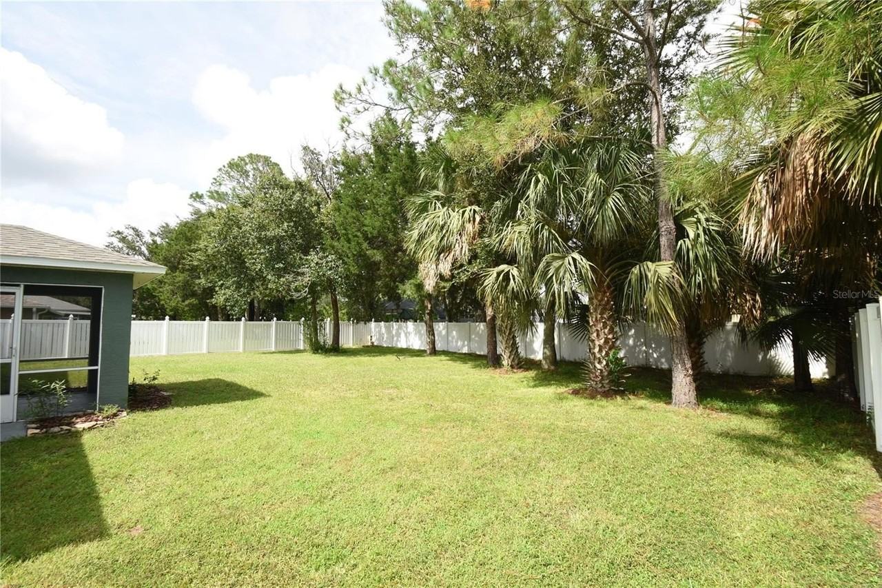 13 Pinetree Dr - Photo 2 of 26