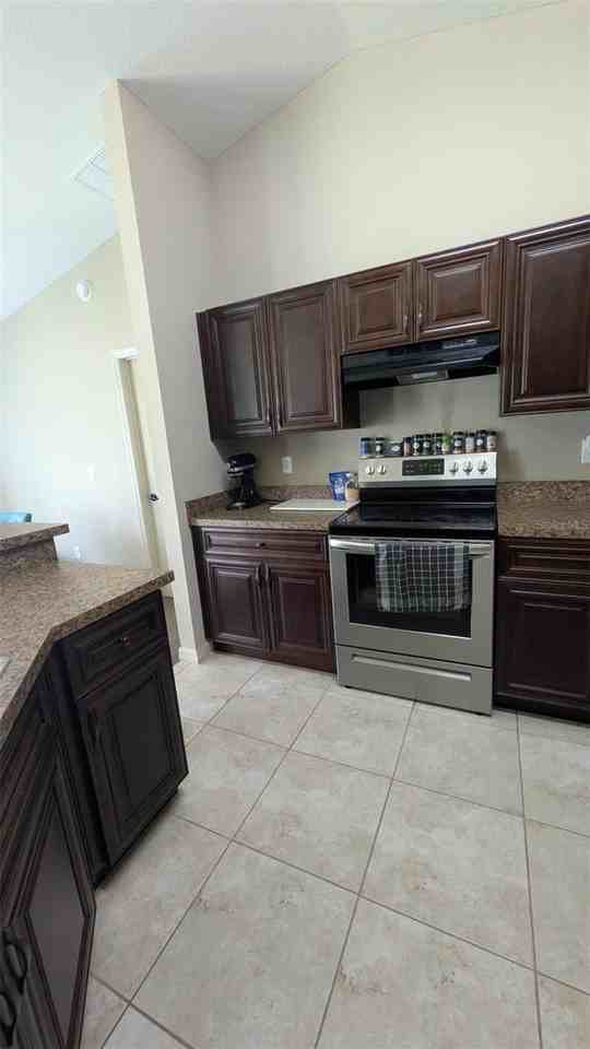 16773 Sw 18th Avenue Rd - Photo 4 of 19