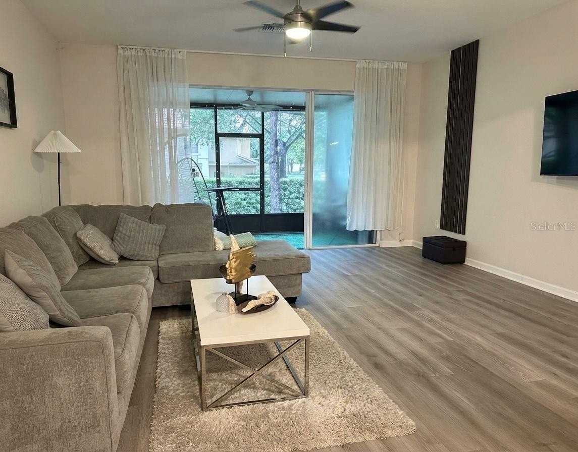 6360 Ranelagh Dr #102 - Photo 6 of 25
