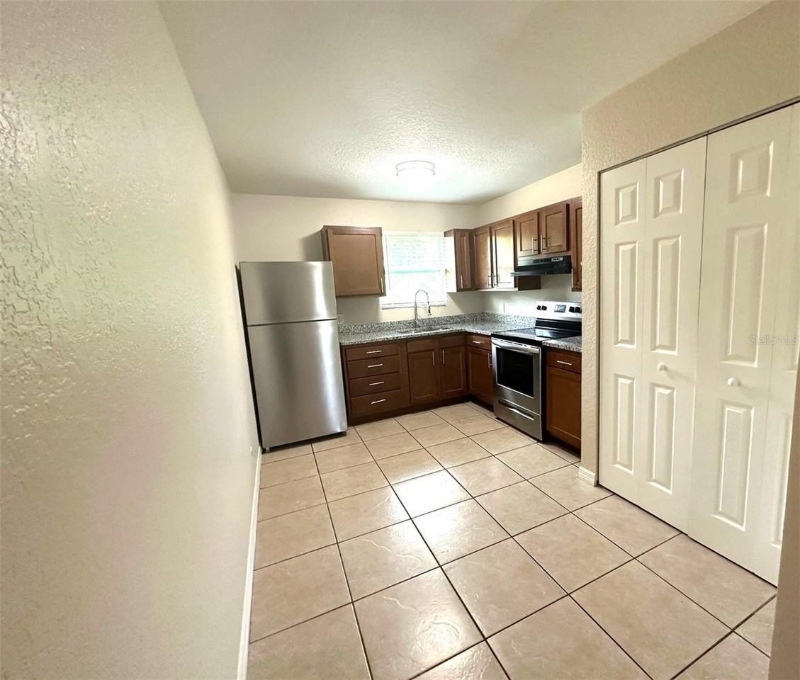 4170 Barna Ave #E - Photo 5 of 7
