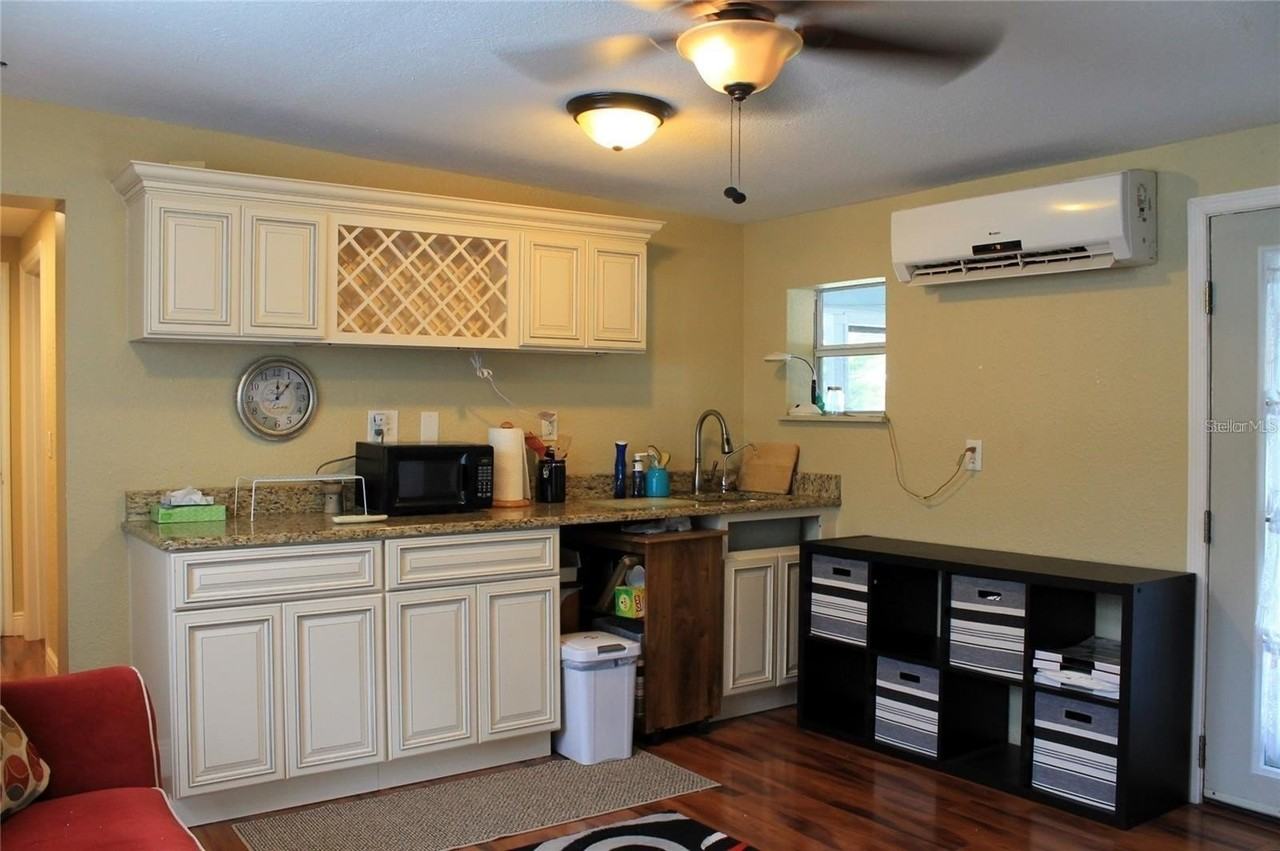 3046 Spirit Lake Dr - Photo 4 of 8