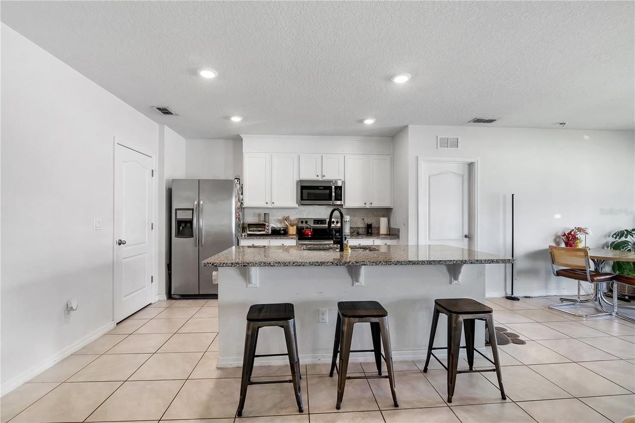 9009 Pinales Way - Photo 5 of 20