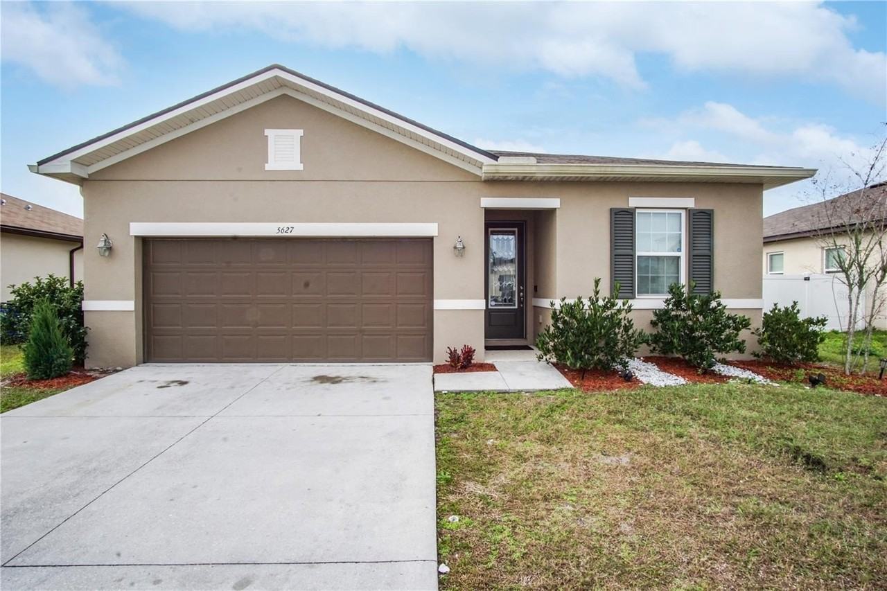 5627 Western Sun Dr - Photo 2 of 28