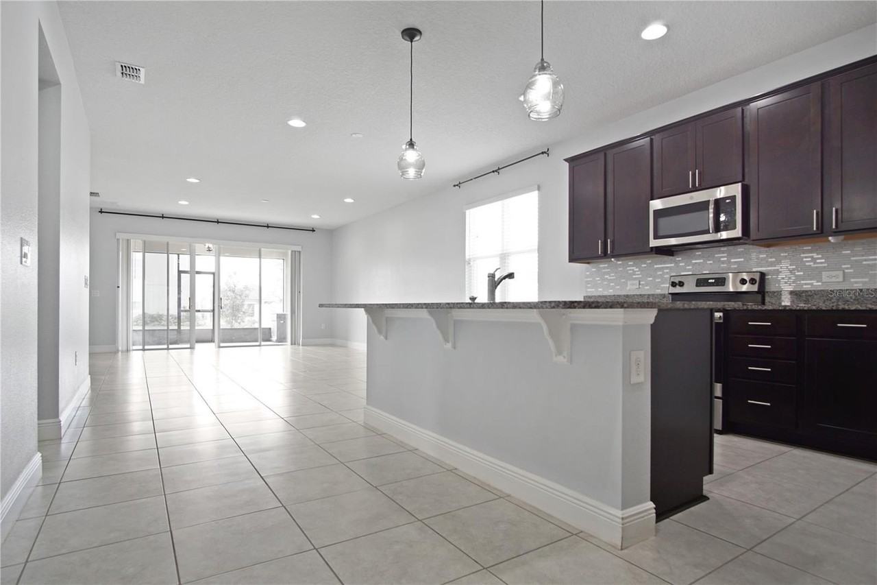 5627 Western Sun Dr - Photo 5 of 28