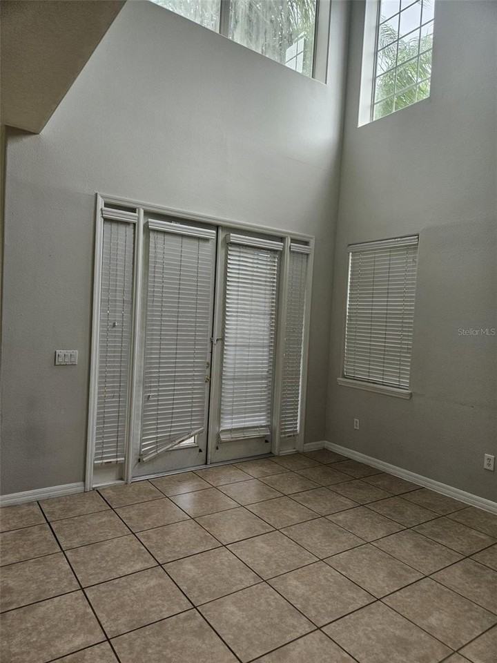 2461 Chatham Place Dr - Photo 4 of 16