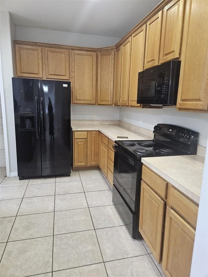 2461 Chatham Place Dr - Photo 7 of 16