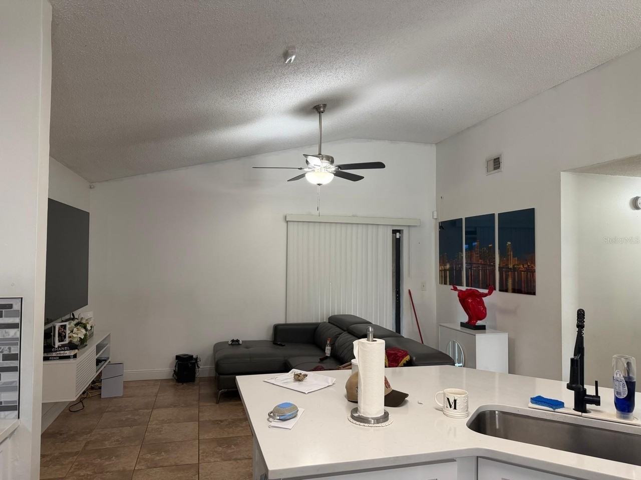 2216 Ridgemore Dr - Photo 4 of 24