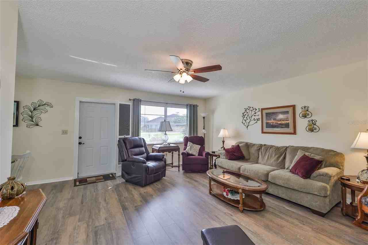 1904 Canterbury Ln #26 - Photo 4 of 50