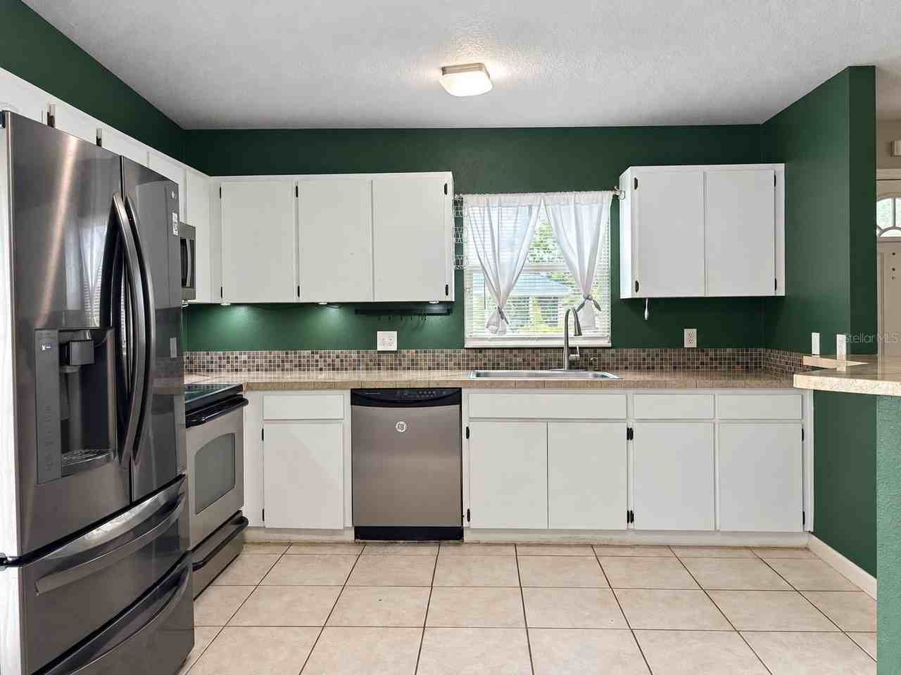 9620 N Connechusett Rd - Photo 4 of 13