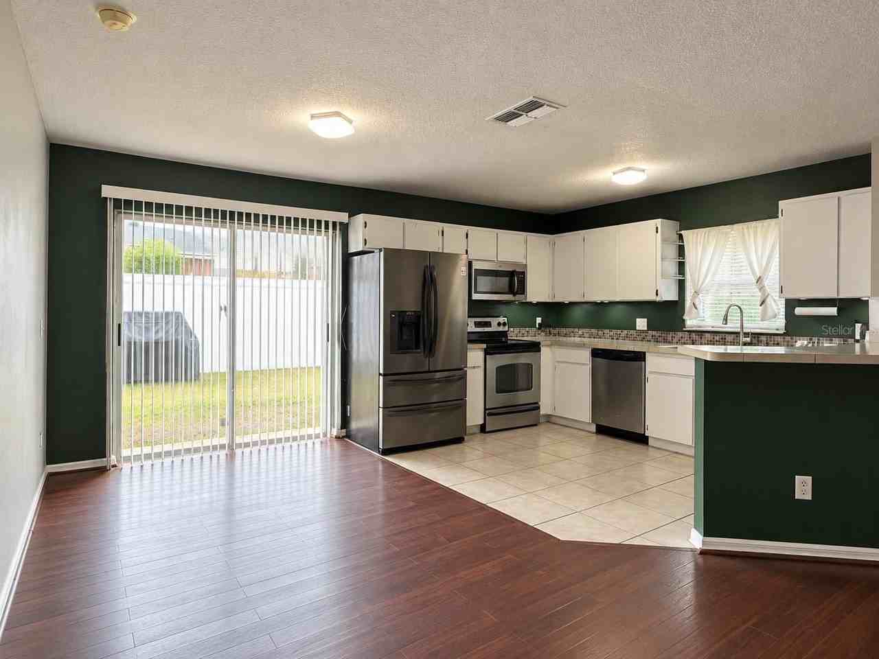 9620 N Connechusett Rd - Photo 5 of 13