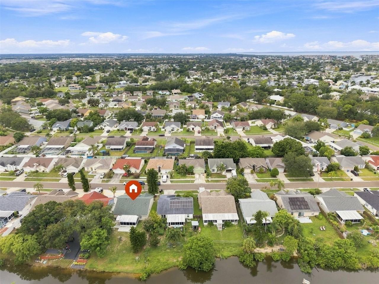 128 Lookout Dr - Photo 3 of 33