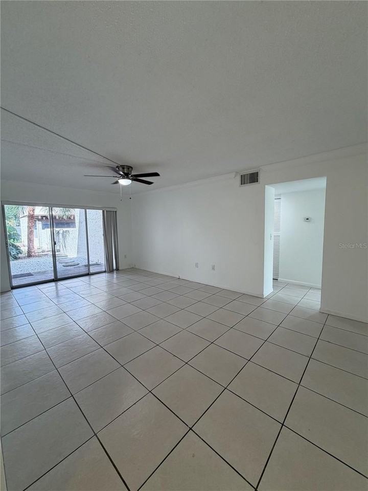 2205 Belleair Rd #A23 - Photo 3 of 35
