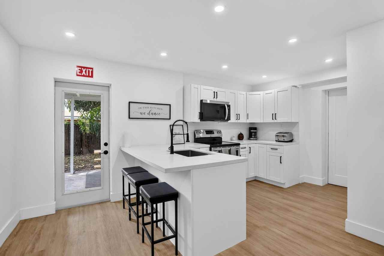 Nw 173rd Ter - Photo 6 of 50