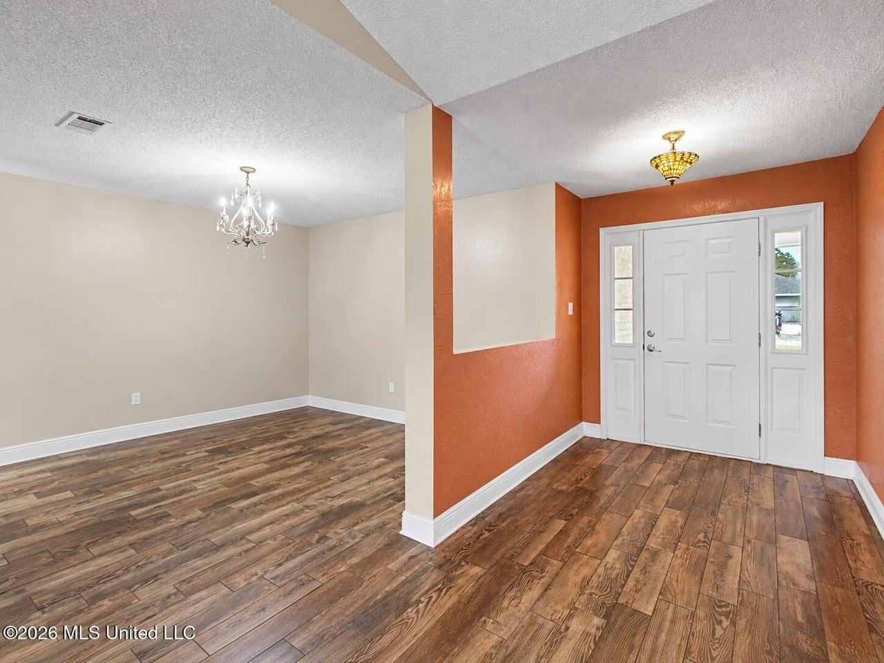 14130 Millie St - Photo 2 of 11