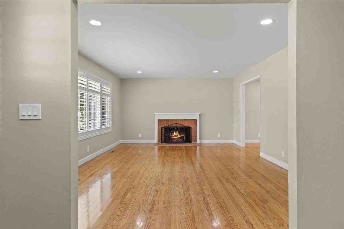 1747 Harte Dr - Photo 5 of 29