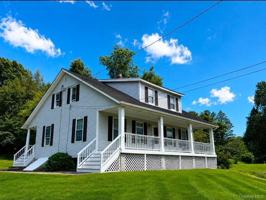 featured image of 205 Union St #2