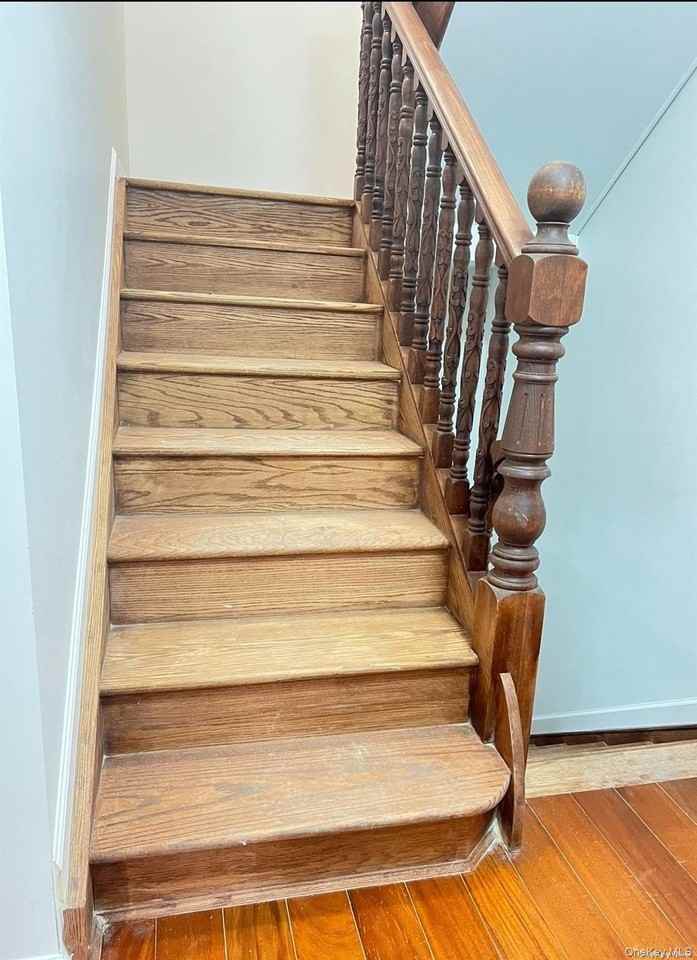 3426 75th St #2R - Photo 7 of 9