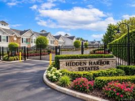 featured image of 33 Nicole Ct