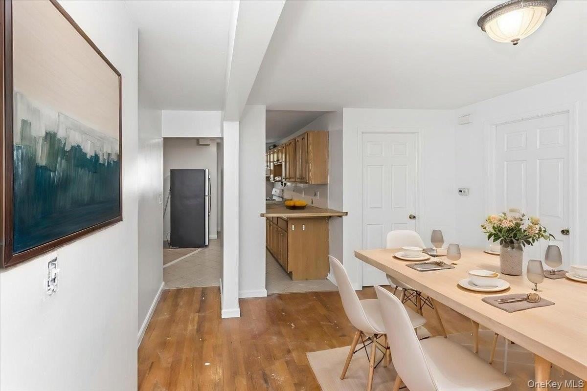 10 E Mineola Ave #1 - Photo 2 of 8