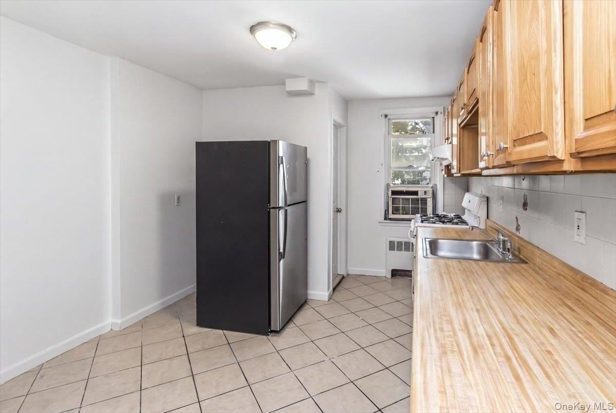 10 E Mineola Ave #1 - Photo 5 of 8
