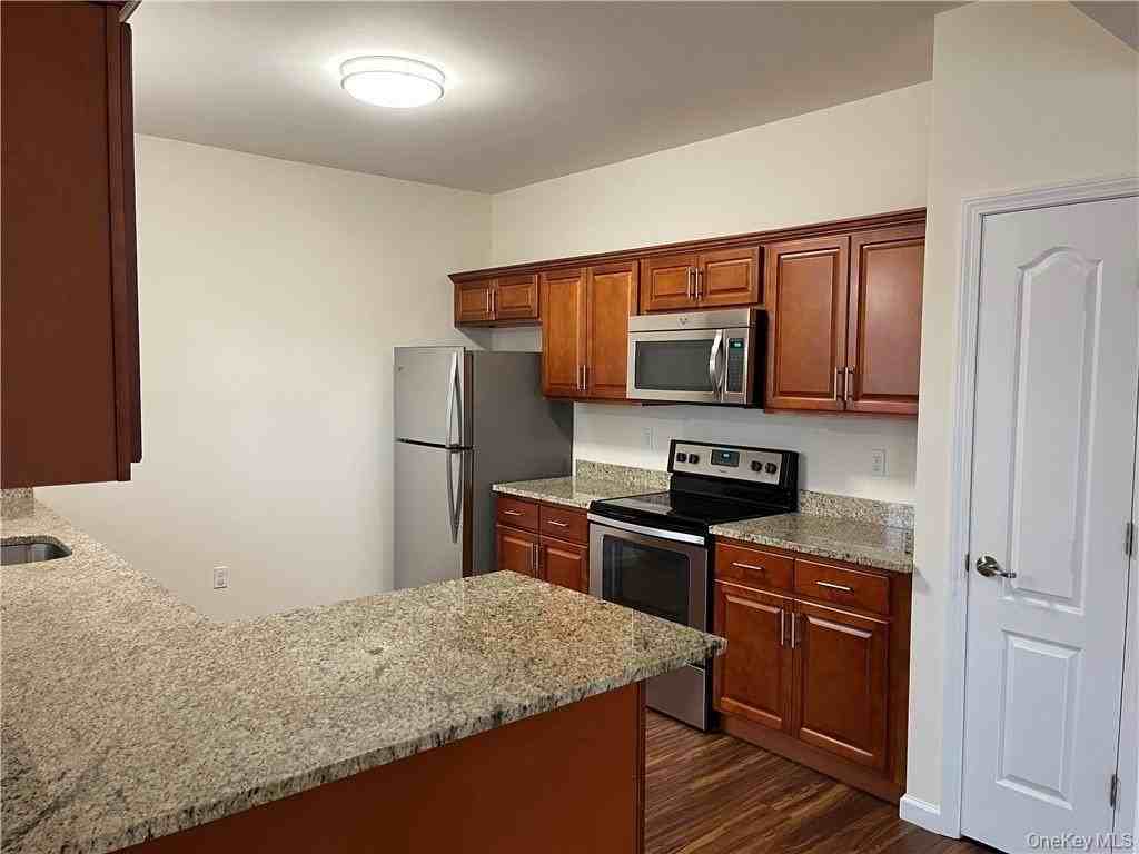 44 High St #125 - Photo 7 of 16