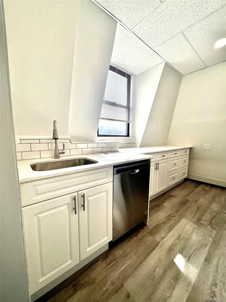 38 Main St #3 - Photo 2 of 8